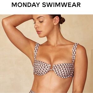 Monday Swimwear Husk Geo Set Size M